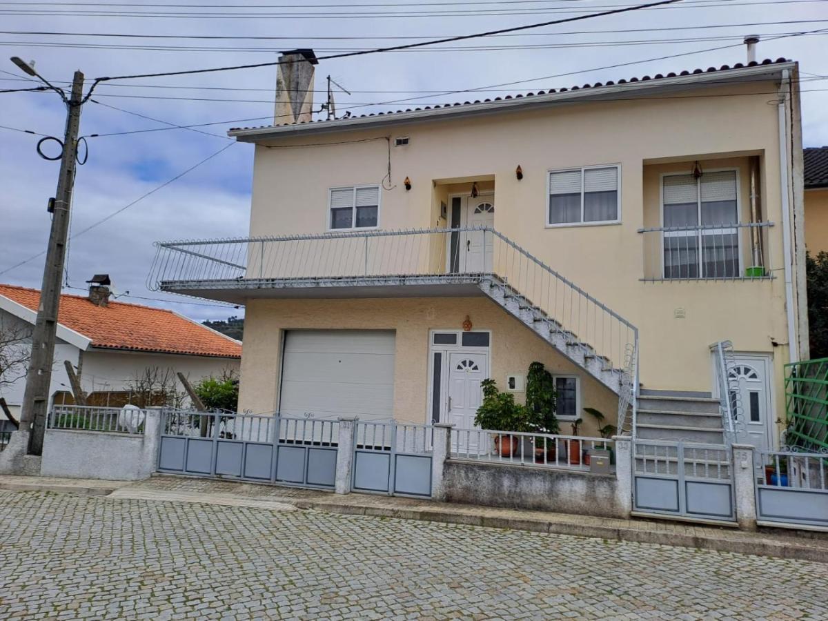 Vivenda Azevedo Hotel Celorico Da Beira Eksteriør billede